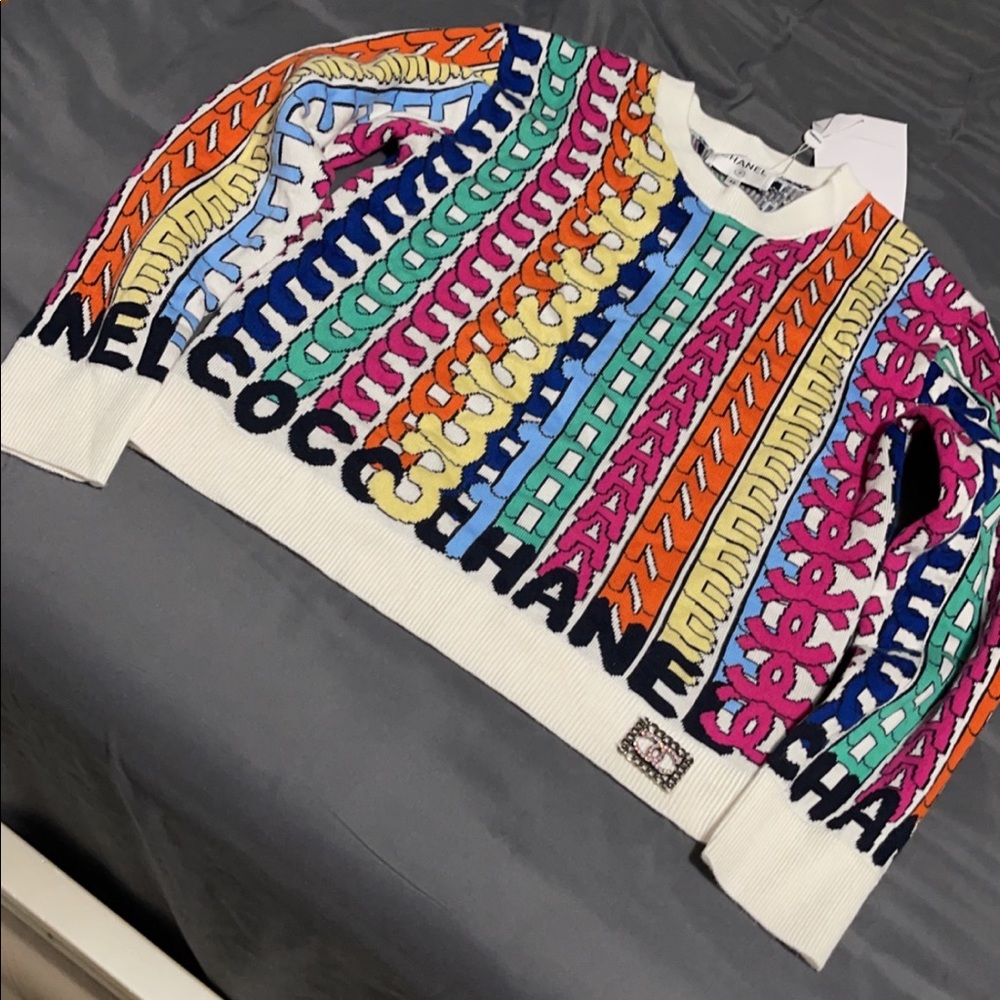 COPY - Chanel sweater size s/m